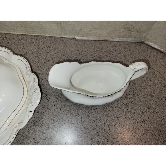 John Maddock & Sons Royal Vitreous China Antique Covered Server & Gravy boat - Picture 3 of 10